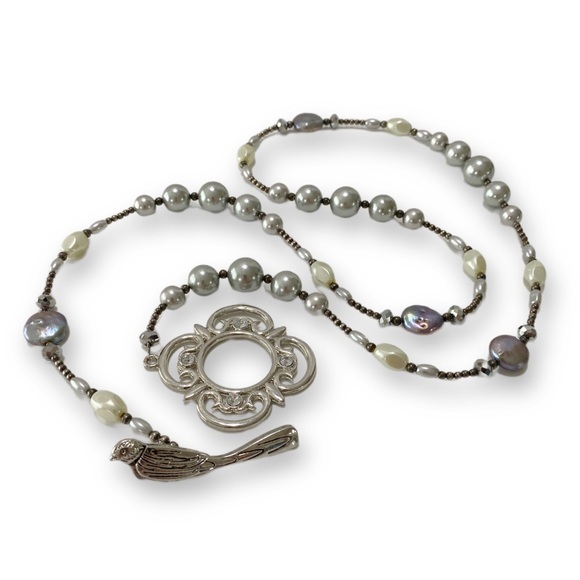 Handmade Long Fresh Water Ivory & Silver Pearl Necklace with Swarovski crystals - Picture 3 of 5